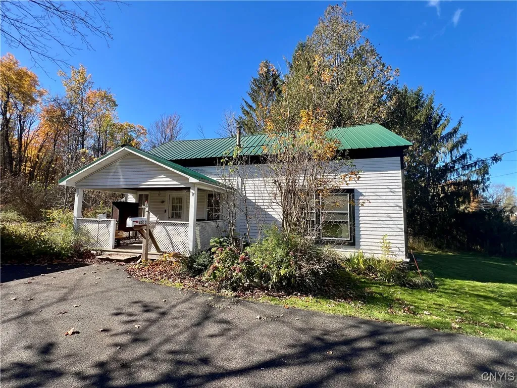 4013 State Route 104, New Haven, New York 13114, New Haven, New York 13114, 4 Bedrooms Bedrooms, 8 Rooms Rooms,1 BathroomBathrooms,Residential,For Sale,4013 State Route 104, New Haven, New York 13114,0,S1649235