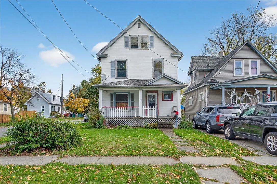 161 77th Street, Niagara Falls, New York 14304, Niagara Falls, New York 14304, 3 Bedrooms Bedrooms, 8 Rooms Rooms,1 BathroomBathrooms,Residential,For Sale,161 77th Street, Niagara Falls, New York 14304,0,B1648673