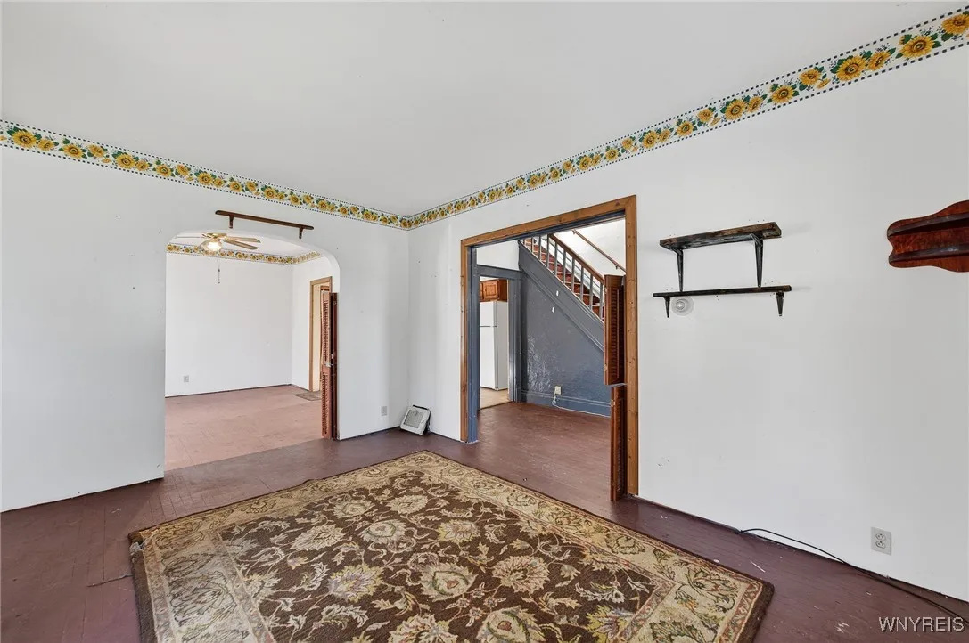 161 77th Street, Niagara Falls, New York 14304, Niagara Falls, New York 14304, 3 Bedrooms Bedrooms, 8 Rooms Rooms,1 BathroomBathrooms,Residential,For Sale,161 77th Street, Niagara Falls, New York 14304,0,B1648673