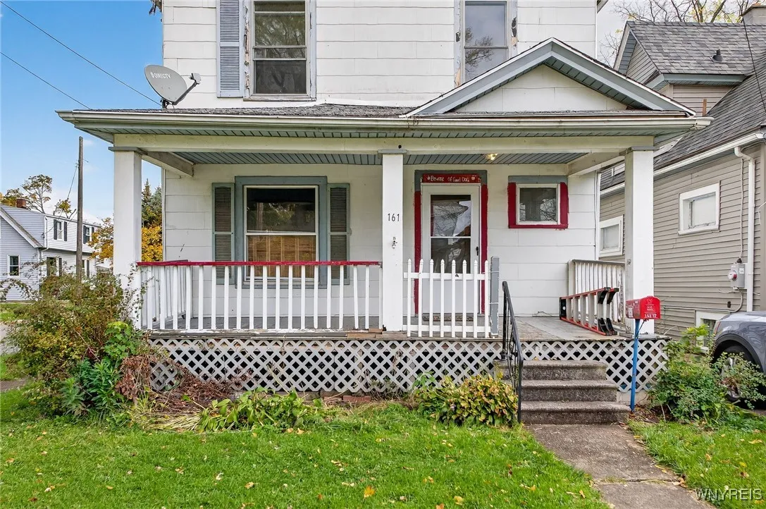 161 77th Street, Niagara Falls, New York 14304, Niagara Falls, New York 14304, 3 Bedrooms Bedrooms, 8 Rooms Rooms,1 BathroomBathrooms,Residential,For Sale,161 77th Street, Niagara Falls, New York 14304,0,B1648673