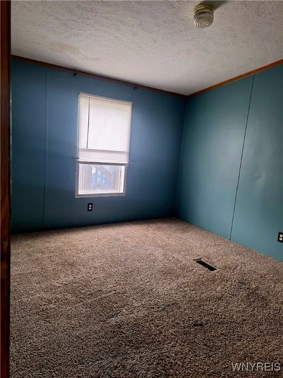 1461 Center Drive, Alden, New York 14004, Alden, New York 14004, 3 Bedrooms Bedrooms, 5 Rooms Rooms,2 BathroomsBathrooms,Residential,For Sale,1461 Center Drive, Alden, New York 14004,0,B1649210