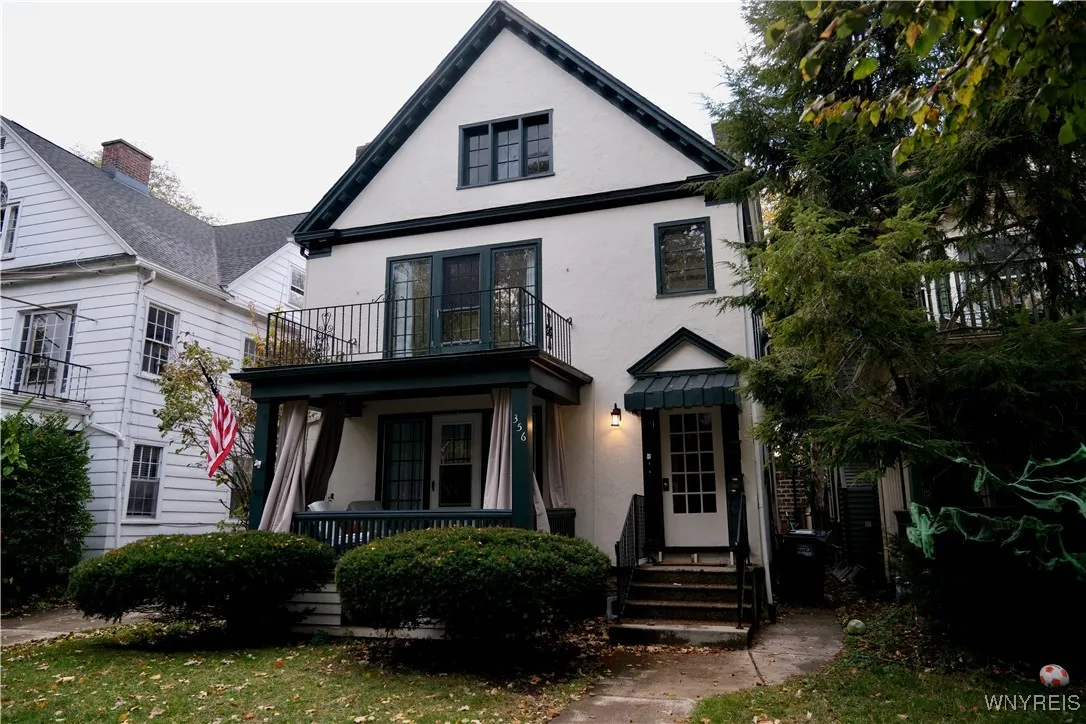 356 Woodward Avenue, Buffalo, New York 14214, Buffalo, New York 14214, 3 Bedrooms Bedrooms, 6 Rooms Rooms,1 BathroomBathrooms,Residential Lease,For Rent,356 Woodward Avenue, Buffalo, New York 14214,0,B1649098