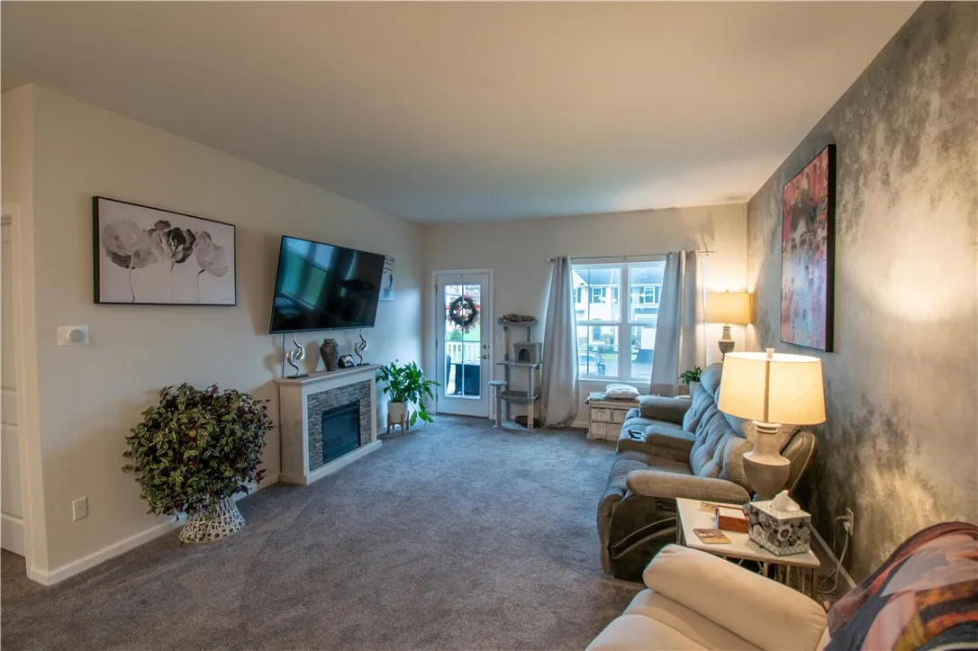 57 Oneida Road, Canandaigua City, New York 14424, Canandaigua City, New York 14424, 3 Bedrooms Bedrooms, 12 Rooms Rooms,2 BathroomsBathrooms,Residential,For Sale,57 Oneida Road, Canandaigua City, New York 14424,0,R1649209