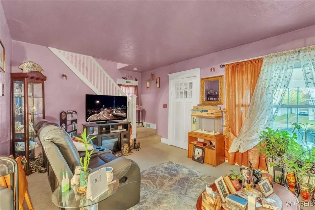 126 Shirley Avenue, Buffalo, New York 14215, Buffalo, New York 14215, 3 Bedrooms Bedrooms, 6 Rooms Rooms,1 BathroomBathrooms,Residential,For Sale,126 Shirley Avenue, Buffalo, New York 14215,0,B1648566