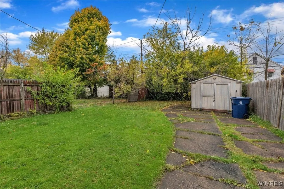 126 Shirley Avenue, Buffalo, New York 14215, Buffalo, New York 14215, 3 Bedrooms Bedrooms, 6 Rooms Rooms,1 BathroomBathrooms,Residential,For Sale,126 Shirley Avenue, Buffalo, New York 14215,0,B1648566