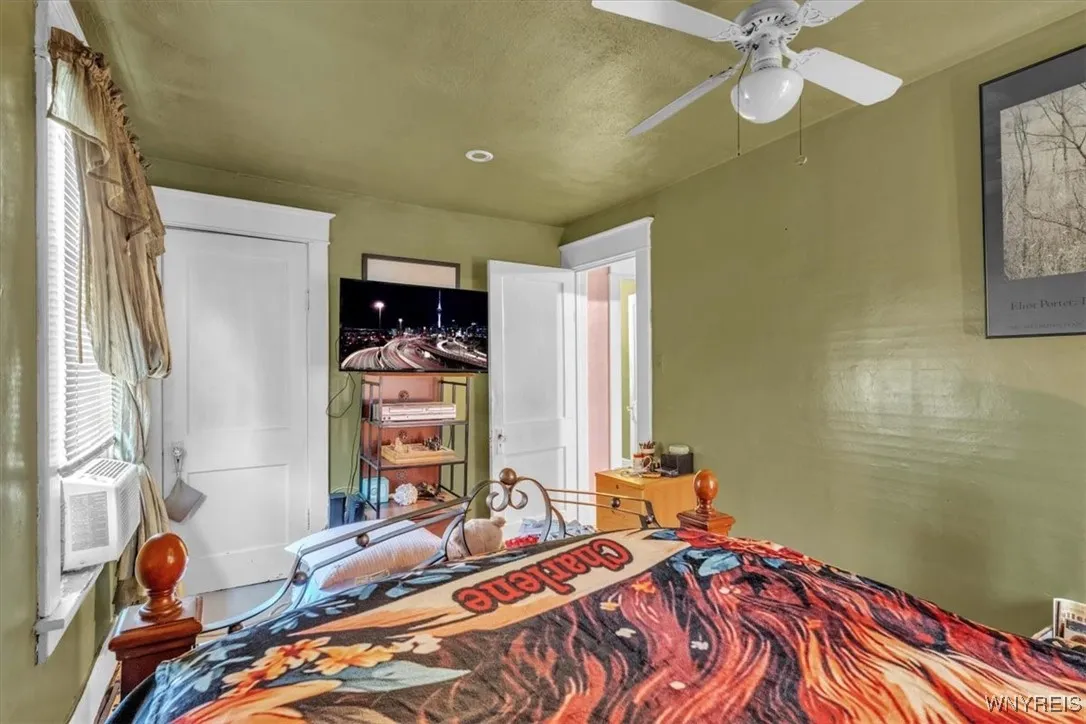 126 Shirley Avenue, Buffalo, New York 14215, Buffalo, New York 14215, 3 Bedrooms Bedrooms, 6 Rooms Rooms,1 BathroomBathrooms,Residential,For Sale,126 Shirley Avenue, Buffalo, New York 14215,0,B1648566