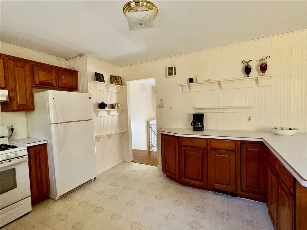 386 Winney Hill Road, Oneonta, New York 13820, Oneonta, New York 13820, 3 Bedrooms Bedrooms, 9 Rooms Rooms,2 BathroomsBathrooms,Residential,For Sale,386 Winney Hill Road, Oneonta, New York 13820,0,R1644178