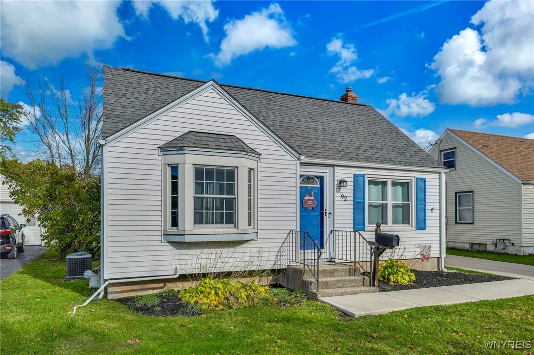 92 Yeager Drive, Cheektowaga, New York 14225, Cheektowaga, New York 14225, 3 Bedrooms Bedrooms, 5 Rooms Rooms,1 BathroomBathrooms,Residential,For Sale,92 Yeager Drive, Cheektowaga, New York 14225,0,B1648695