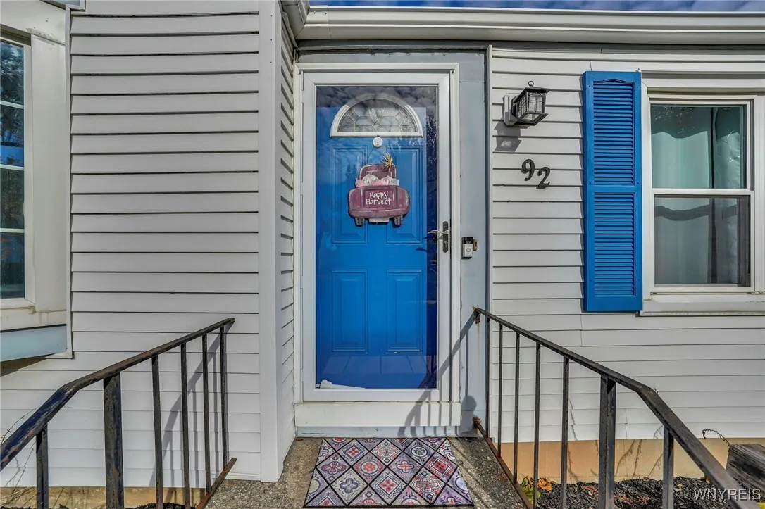 92 Yeager Drive, Cheektowaga, New York 14225, Cheektowaga, New York 14225, 3 Bedrooms Bedrooms, 5 Rooms Rooms,1 BathroomBathrooms,Residential,For Sale,92 Yeager Drive, Cheektowaga, New York 14225,0,B1648695