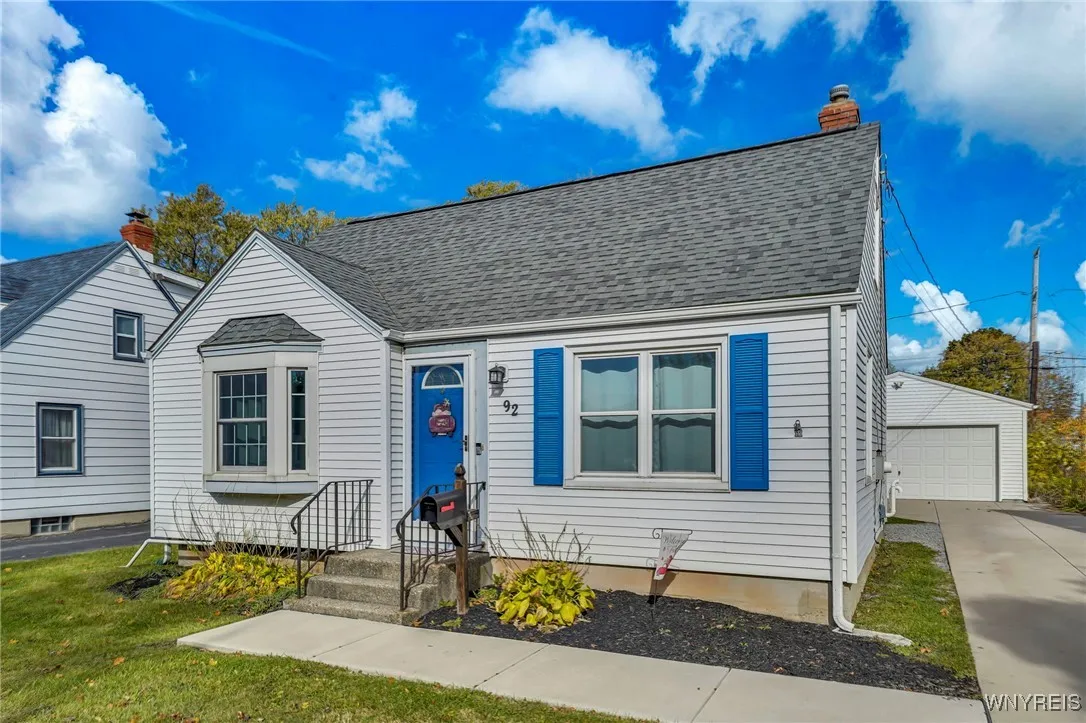 92 Yeager Drive, Cheektowaga, New York 14225, Cheektowaga, New York 14225, 3 Bedrooms Bedrooms, 5 Rooms Rooms,1 BathroomBathrooms,Residential,For Sale,92 Yeager Drive, Cheektowaga, New York 14225,0,B1648695