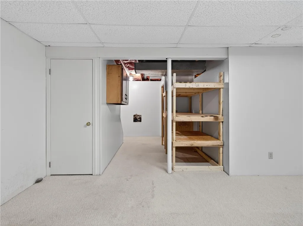 86 Broxbourne Drive, Perinton, New York 14450, Perinton, New York 14450, 2 Bedrooms Bedrooms, 7 Rooms Rooms,1 BathroomBathrooms,Residential,For Sale,86 Broxbourne Drive, Perinton, New York 14450,0,R1648814