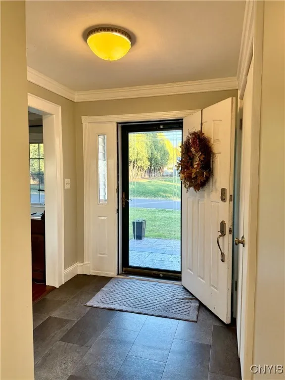 7 Upper Woods Circle, New Hartford, New York 13413, New Hartford, New York 13413, 3 Bedrooms Bedrooms, 10 Rooms Rooms,1 BathroomBathrooms,Residential,For Sale,7 Upper Woods Circle, New Hartford, New York 13413,0,S1649275