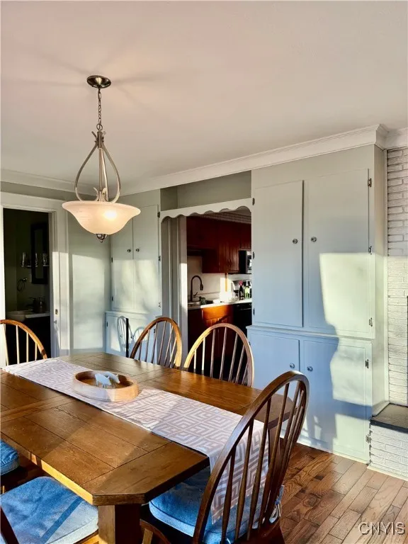 7 Upper Woods Circle, New Hartford, New York 13413, New Hartford, New York 13413, 3 Bedrooms Bedrooms, 10 Rooms Rooms,1 BathroomBathrooms,Residential,For Sale,7 Upper Woods Circle, New Hartford, New York 13413,0,S1649275