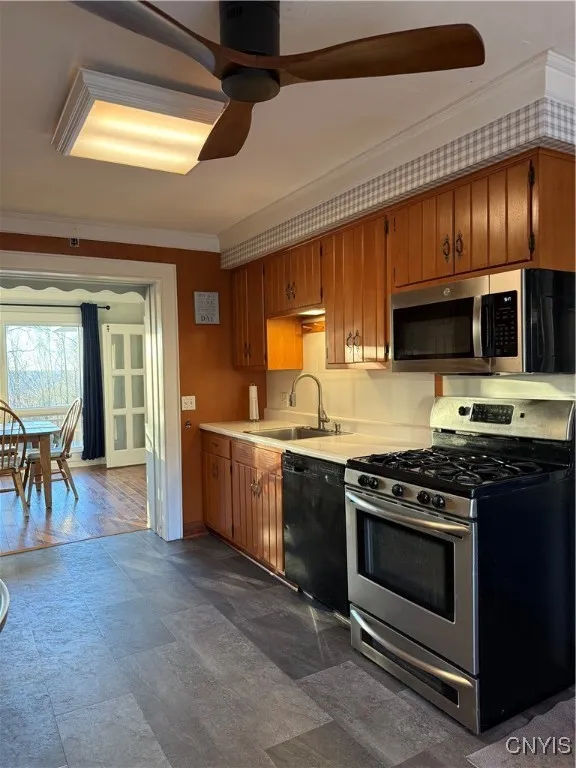 7 Upper Woods Circle, New Hartford, New York 13413, New Hartford, New York 13413, 3 Bedrooms Bedrooms, 10 Rooms Rooms,1 BathroomBathrooms,Residential,For Sale,7 Upper Woods Circle, New Hartford, New York 13413,0,S1649275