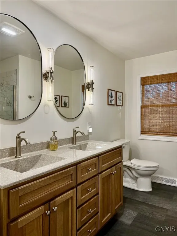 7 Upper Woods Circle, New Hartford, New York 13413, New Hartford, New York 13413, 3 Bedrooms Bedrooms, 10 Rooms Rooms,1 BathroomBathrooms,Residential,For Sale,7 Upper Woods Circle, New Hartford, New York 13413,0,S1649275