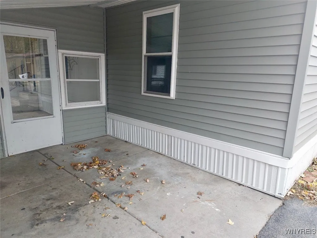 1406 Elderberry Pl, Niagara, New York 14304, Niagara, New York 14304, 4 Bedrooms Bedrooms, 6 Rooms Rooms,2 BathroomsBathrooms,Residential,For Sale,1406 Elderberry Pl, Niagara, New York 14304,0,B1647182