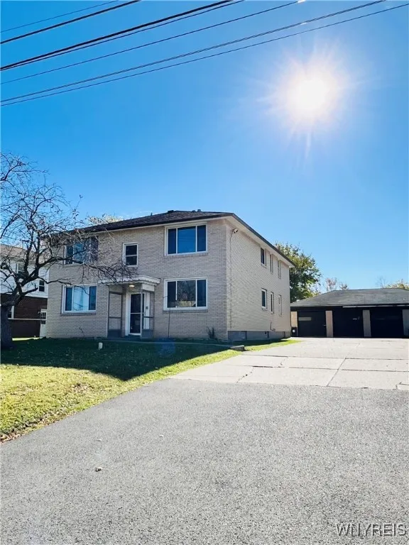 1199 Center Road, West Seneca, New York 14224, West Seneca, New York 14224, 1 Bedroom Bedrooms, 4 Rooms Rooms,1 BathroomBathrooms,Residential Lease,For Rent,1199 Center Road, West Seneca, New York 14224,0,B1648897