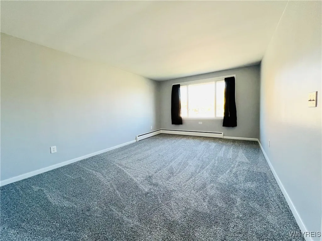 Nice Living Area / New Rugs Through Out