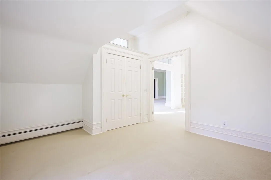 901 East Avenue D, Rochester, New York 14607, Rochester, New York 14607, 2 Bedrooms Bedrooms, 5 Rooms Rooms,2 BathroomsBathrooms,Residential Lease,For Rent,901 East Avenue D, Rochester, New York 14607,0,R1649270