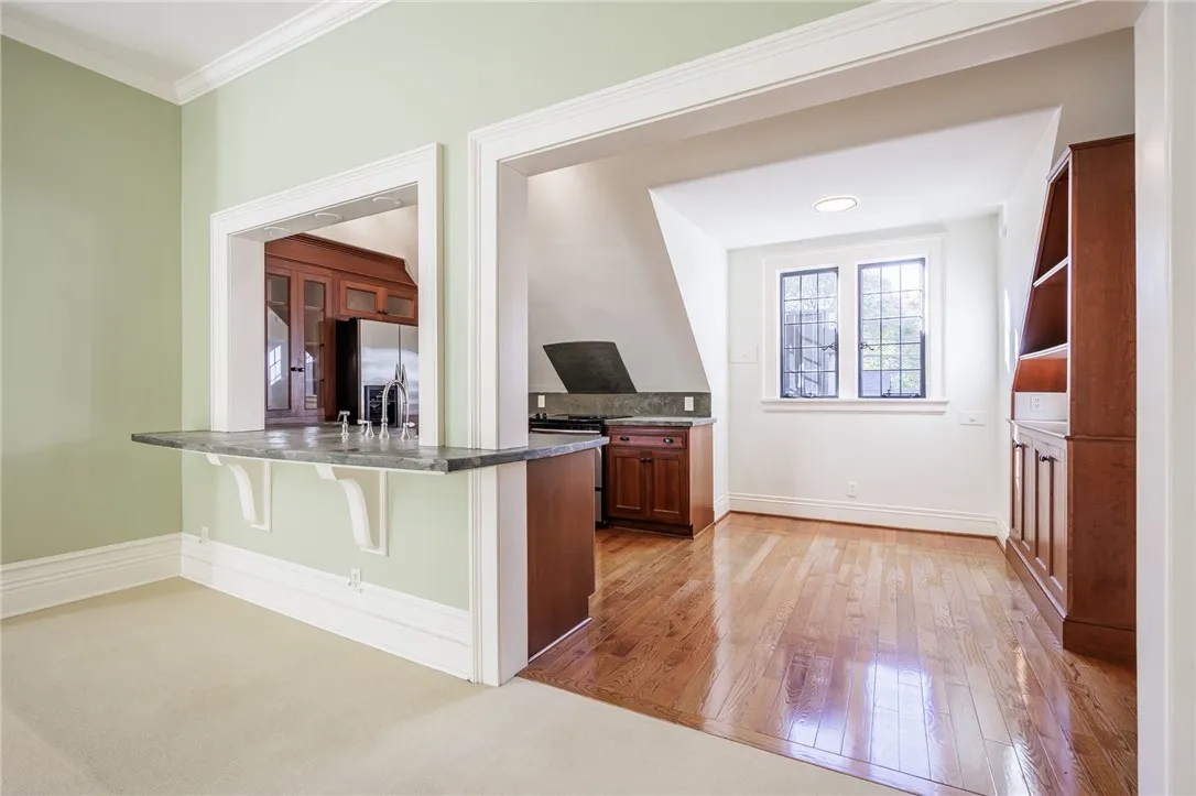 901 East Avenue D, Rochester, New York 14607, Rochester, New York 14607, 2 Bedrooms Bedrooms, 5 Rooms Rooms,2 BathroomsBathrooms,Residential Lease,For Rent,901 East Avenue D, Rochester, New York 14607,0,R1649270