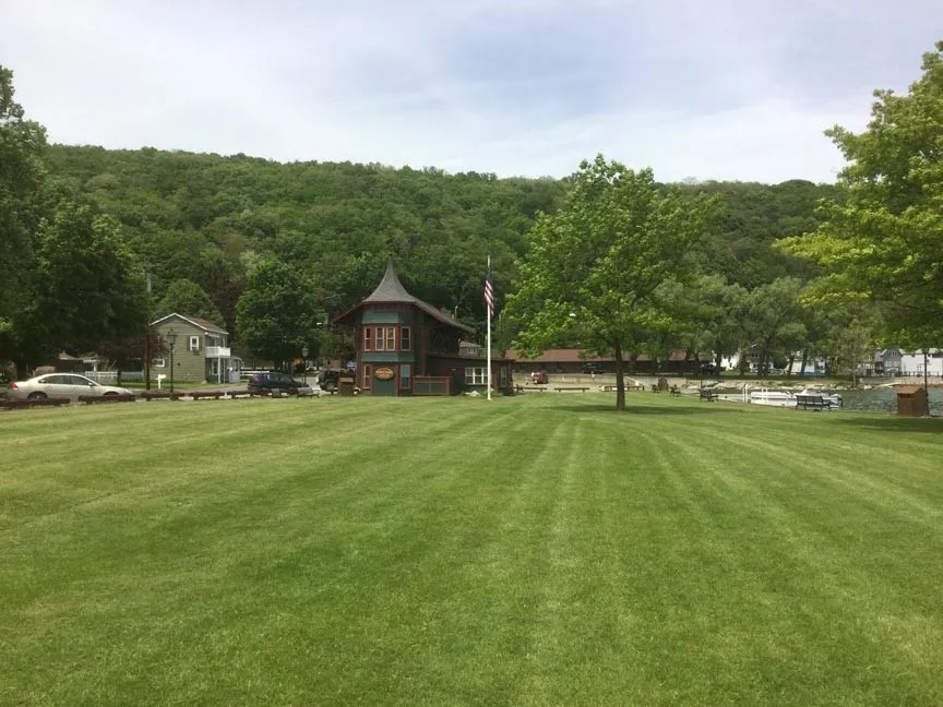 26 William Street, Urbana, New York 14840, Urbana, New York 14840, 5 Bedrooms Bedrooms, 9 Rooms Rooms,2 BathroomsBathrooms,Residential,For Sale,26 William Street, Urbana, New York 14840,0,R1648129