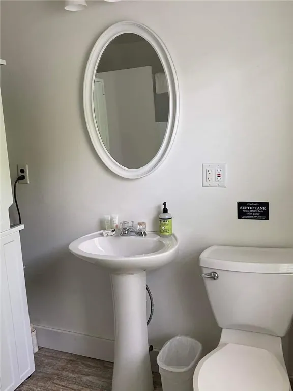 26 William Street, Urbana, New York 14840, Urbana, New York 14840, 5 Bedrooms Bedrooms, 9 Rooms Rooms,2 BathroomsBathrooms,Residential,For Sale,26 William Street, Urbana, New York 14840,0,R1648129