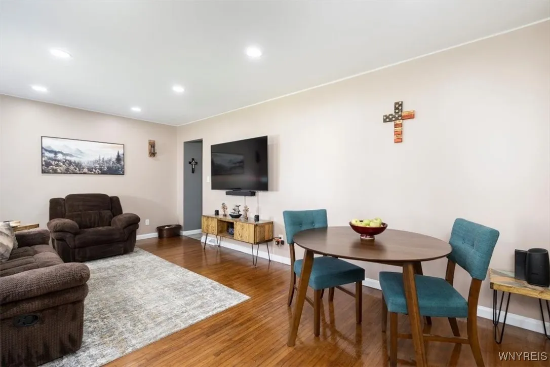 106 Grove Street, Evans, New York 14006, Evans, New York 14006, 3 Bedrooms Bedrooms, 5 Rooms Rooms,2 BathroomsBathrooms,Residential,For Sale,106 Grove Street, Evans, New York 14006,0,B1649105