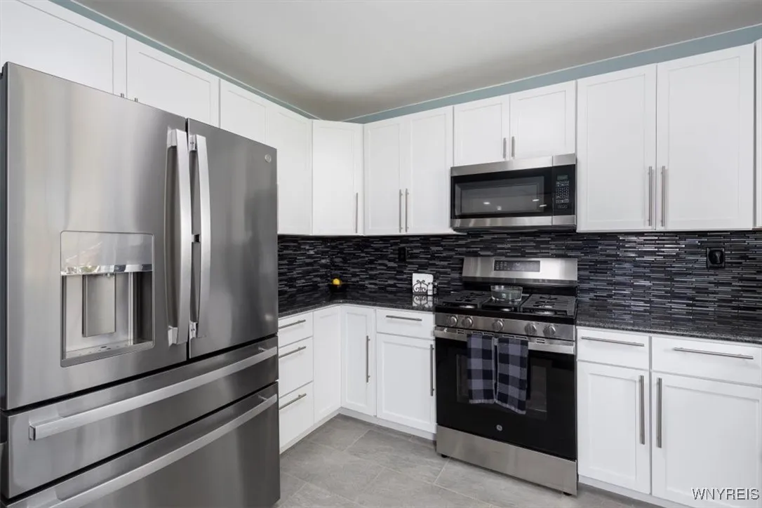 106 Grove Street, Evans, New York 14006, Evans, New York 14006, 3 Bedrooms Bedrooms, 5 Rooms Rooms,2 BathroomsBathrooms,Residential,For Sale,106 Grove Street, Evans, New York 14006,0,B1649105