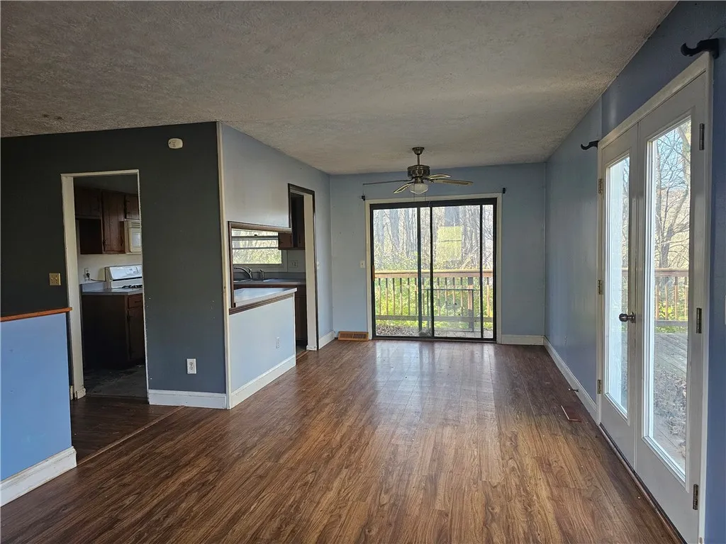 19 Webster Road, Southport, New York 14871, Southport, New York 14871, 3 Bedrooms Bedrooms, 6 Rooms Rooms,1 BathroomBathrooms,Residential,For Sale,19 Webster Road, Southport, New York 14871,0,R1649238