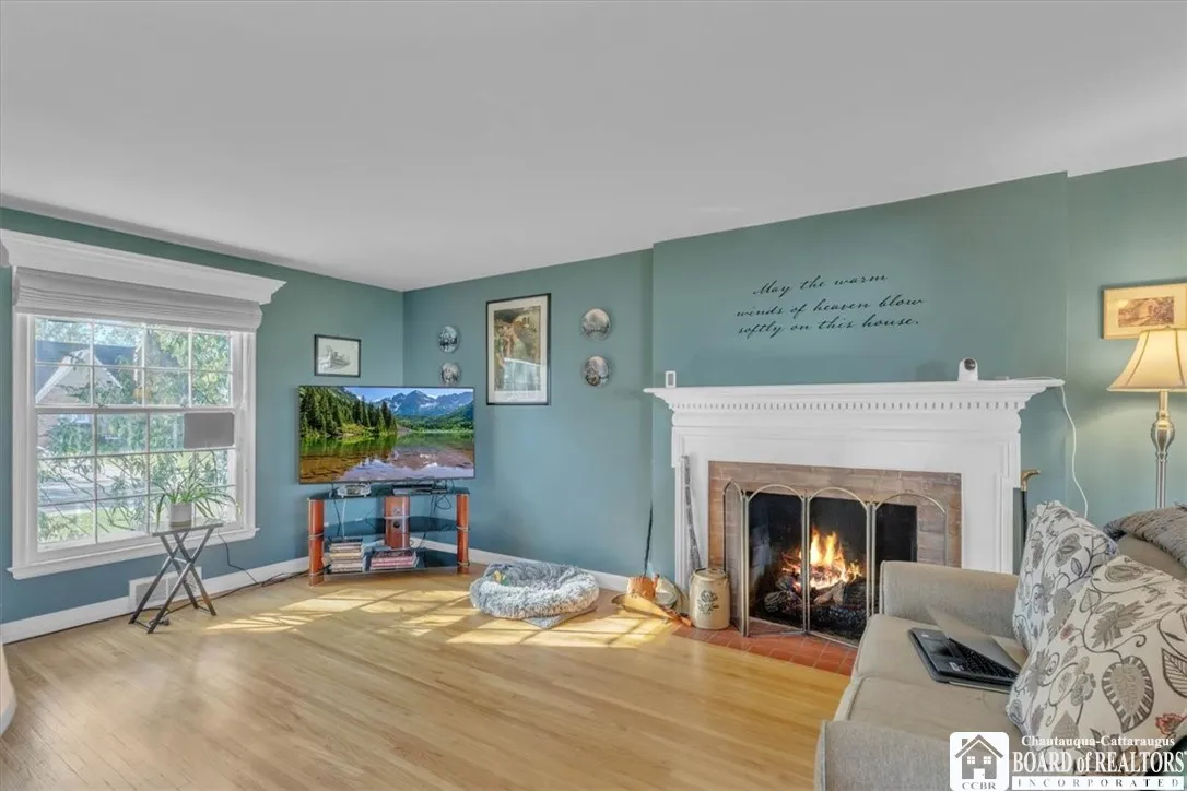 206 Willow Breeze Road, Tonawanda, New York 14223, Tonawanda, New York 14223, 3 Bedrooms Bedrooms, 8 Rooms Rooms,1 BathroomBathrooms,Residential,For Sale,206 Willow Breeze Road, Tonawanda, New York 14223,0,R1648770