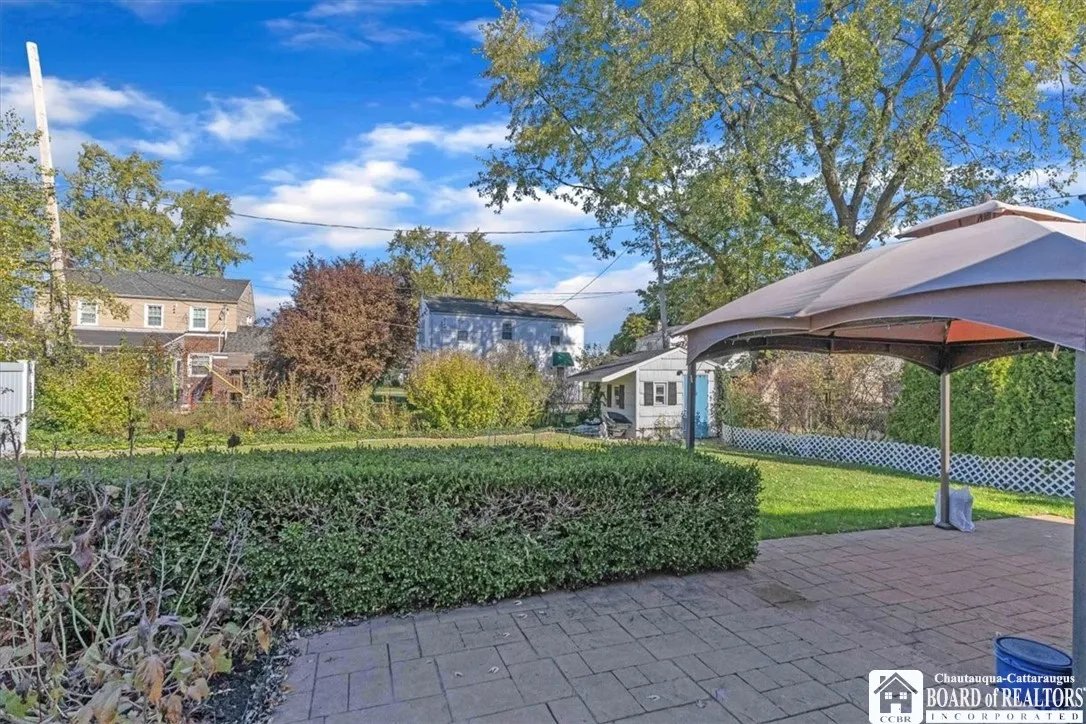 206 Willow Breeze Road, Tonawanda, New York 14223, Tonawanda, New York 14223, 3 Bedrooms Bedrooms, 8 Rooms Rooms,1 BathroomBathrooms,Residential,For Sale,206 Willow Breeze Road, Tonawanda, New York 14223,0,R1648770