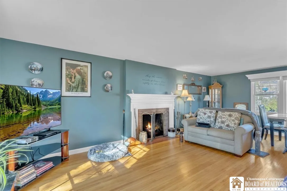 206 Willow Breeze Road, Tonawanda, New York 14223, Tonawanda, New York 14223, 3 Bedrooms Bedrooms, 8 Rooms Rooms,1 BathroomBathrooms,Residential,For Sale,206 Willow Breeze Road, Tonawanda, New York 14223,0,R1648770