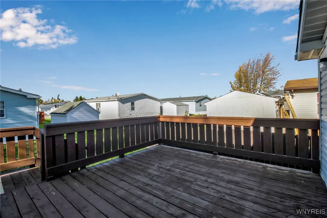 525 Applewood Drive, Lockport Town, New York 14094, Lockport Town, New York 14094, 2 Bedrooms Bedrooms, 5 Rooms Rooms,2 BathroomsBathrooms,Residential,For Sale,525 Applewood Drive, Lockport Town, New York 14094,0,B1649020