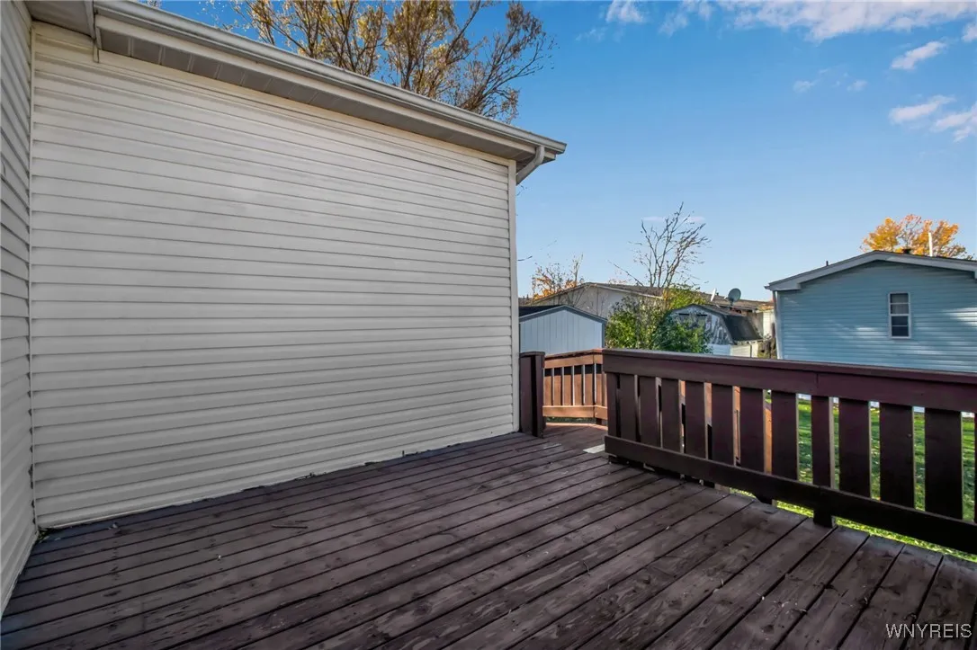 525 Applewood Drive, Lockport Town, New York 14094, Lockport Town, New York 14094, 2 Bedrooms Bedrooms, 5 Rooms Rooms,2 BathroomsBathrooms,Residential,For Sale,525 Applewood Drive, Lockport Town, New York 14094,0,B1649020