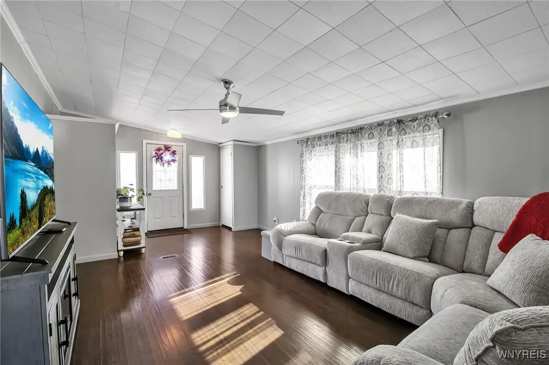 525 Applewood Drive, Lockport Town, New York 14094, Lockport Town, New York 14094, 2 Bedrooms Bedrooms, 5 Rooms Rooms,2 BathroomsBathrooms,Residential,For Sale,525 Applewood Drive, Lockport Town, New York 14094,0,B1649020