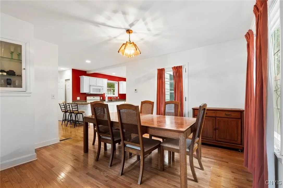 14 South Marvine Avenue, Auburn, New York 13021, Auburn, New York 13021, 5 Bedrooms Bedrooms, 9 Rooms Rooms,1 BathroomBathrooms,Residential,For Sale,14 South Marvine Avenue, Auburn, New York 13021,0,S1648397