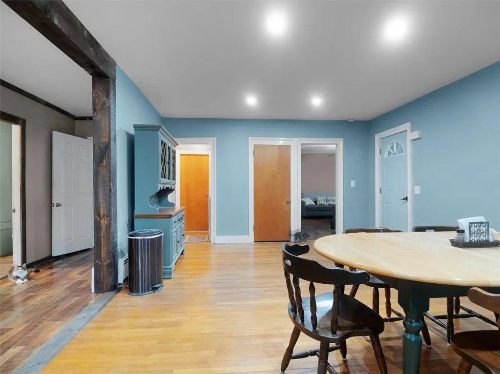 182 Lock Street, Galen, New York 14433, Galen, New York 14433, 3 Bedrooms Bedrooms, 6 Rooms Rooms,1 BathroomBathrooms,Residential,For Sale,182 Lock Street, Galen, New York 14433,0,R1649290