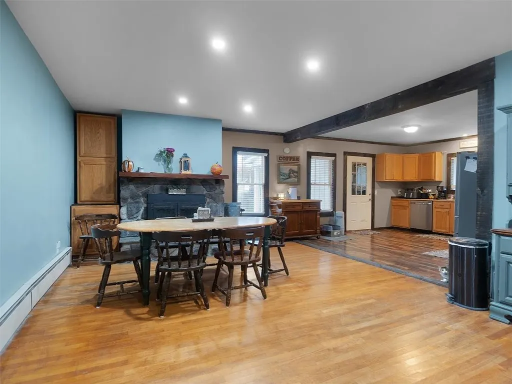 182 Lock Street, Galen, New York 14433, Galen, New York 14433, 3 Bedrooms Bedrooms, 6 Rooms Rooms,1 BathroomBathrooms,Residential,For Sale,182 Lock Street, Galen, New York 14433,0,R1649290