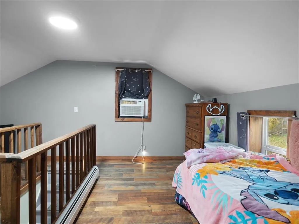 182 Lock Street, Galen, New York 14433, Galen, New York 14433, 3 Bedrooms Bedrooms, 6 Rooms Rooms,1 BathroomBathrooms,Residential,For Sale,182 Lock Street, Galen, New York 14433,0,R1649290