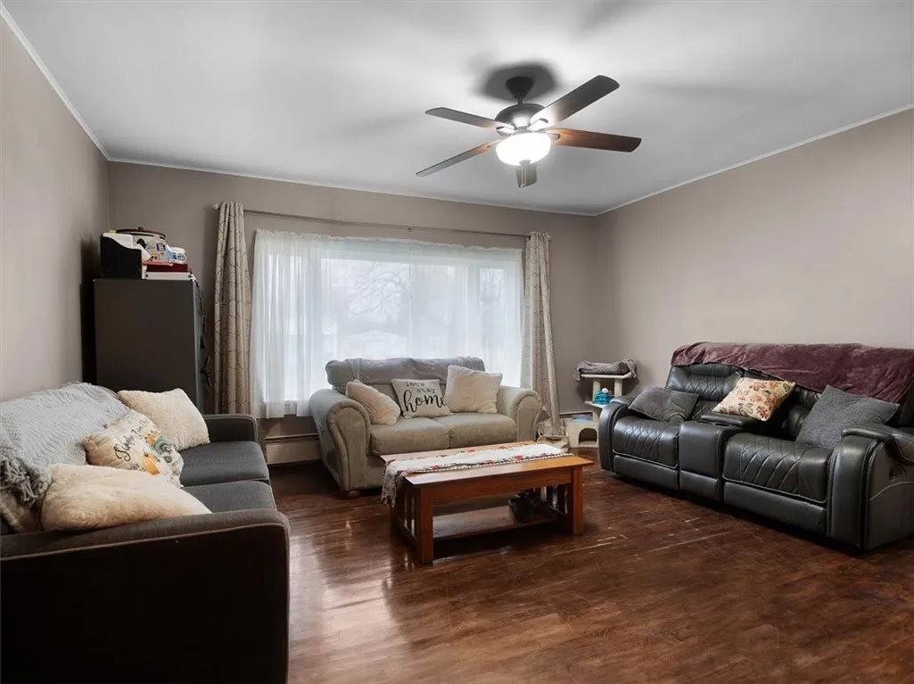 182 Lock Street, Galen, New York 14433, Galen, New York 14433, 3 Bedrooms Bedrooms, 6 Rooms Rooms,1 BathroomBathrooms,Residential,For Sale,182 Lock Street, Galen, New York 14433,0,R1649290