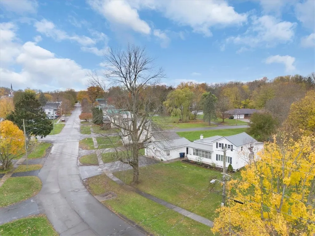 182 Lock Street, Galen, New York 14433, Galen, New York 14433, 3 Bedrooms Bedrooms, 6 Rooms Rooms,1 BathroomBathrooms,Residential,For Sale,182 Lock Street, Galen, New York 14433,0,R1649290