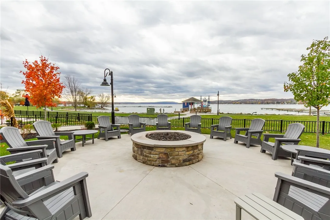 205 Lakeshore Drive 508, Canandaigua City, New Yor, Canandaigua City, New York 14424, 2 Bedrooms Bedrooms, 5 Rooms Rooms,1 BathroomBathrooms,Residential Lease,For Rent,205 Lakeshore Drive 508, Canandaigua City, New Yor,0,R1649293
