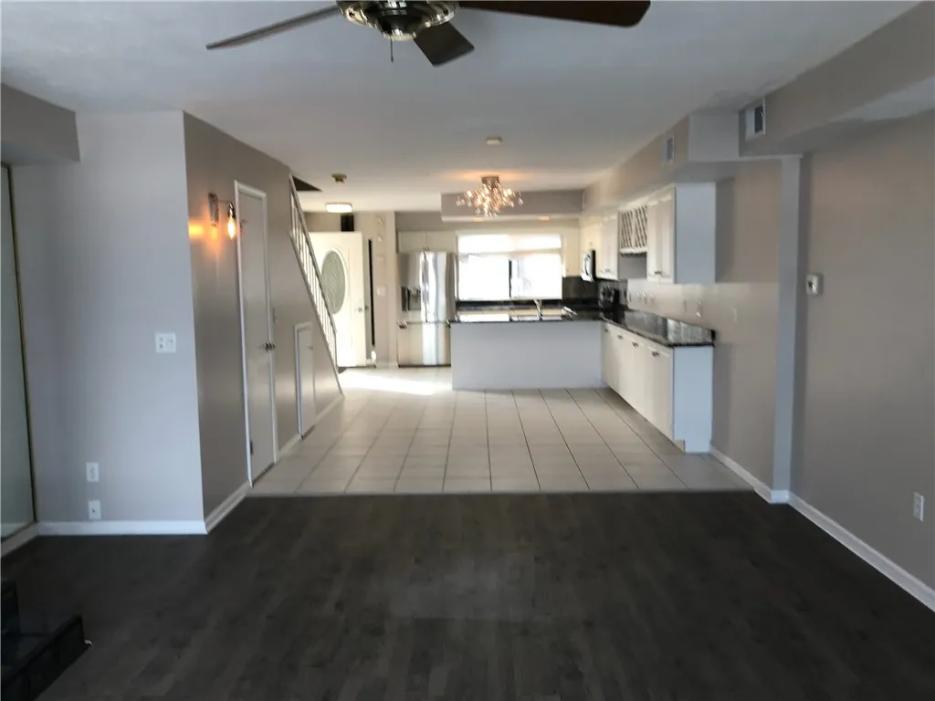 265 Bay Village Drive, Irondequoit, New York 14609, Irondequoit, New York 14609, 2 Bedrooms Bedrooms, 5 Rooms Rooms,2 BathroomsBathrooms,Residential,For Sale,265 Bay Village Drive, Irondequoit, New York 14609,0,R1649289