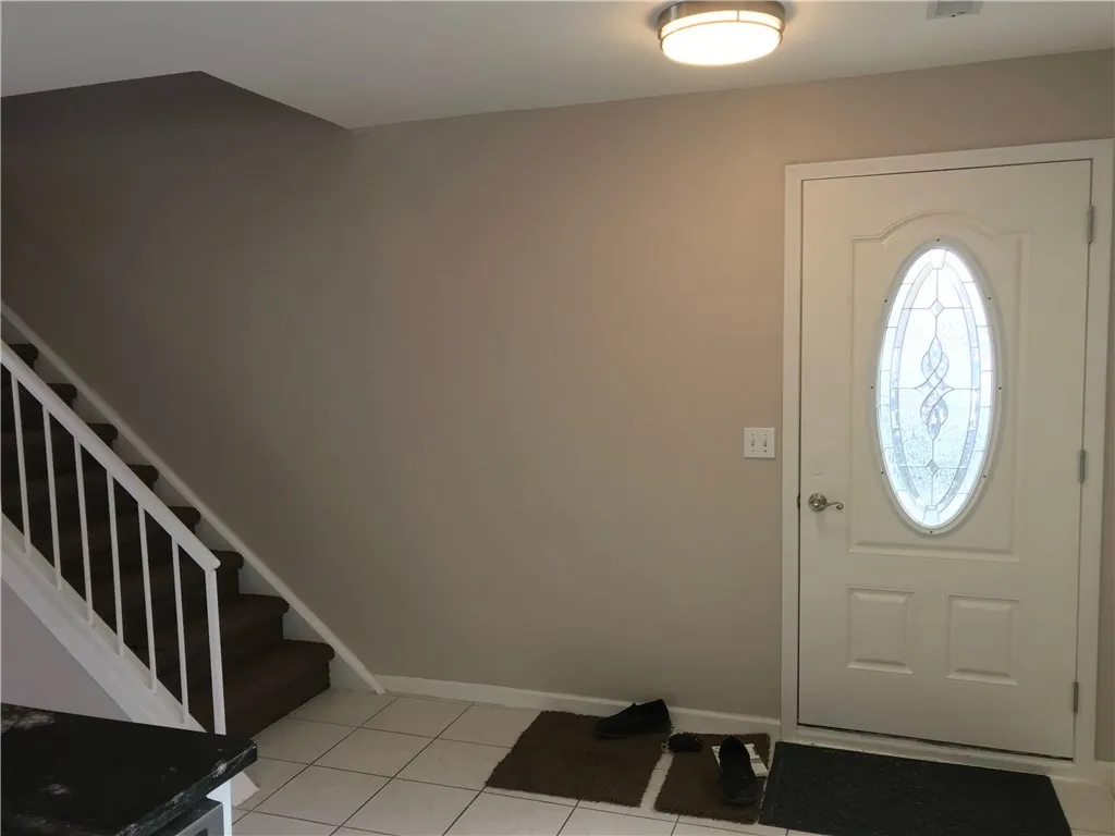 265 Bay Village Drive, Irondequoit, New York 14609, Irondequoit, New York 14609, 2 Bedrooms Bedrooms, 5 Rooms Rooms,2 BathroomsBathrooms,Residential,For Sale,265 Bay Village Drive, Irondequoit, New York 14609,0,R1649289