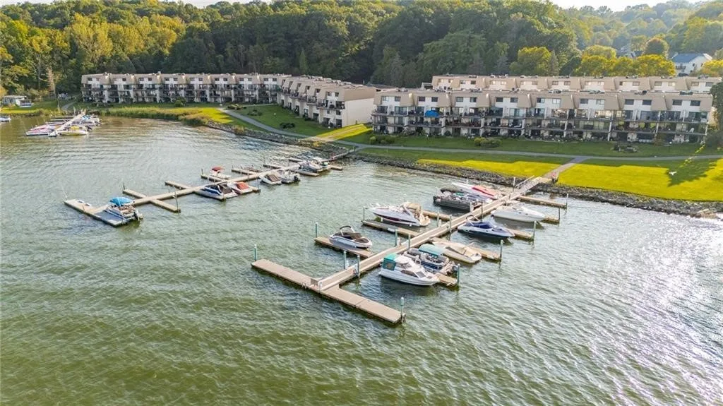 265 Bay Village Drive, Irondequoit, New York 14609, Irondequoit, New York 14609, 2 Bedrooms Bedrooms, 5 Rooms Rooms,2 BathroomsBathrooms,Residential,For Sale,265 Bay Village Drive, Irondequoit, New York 14609,0,R1649289