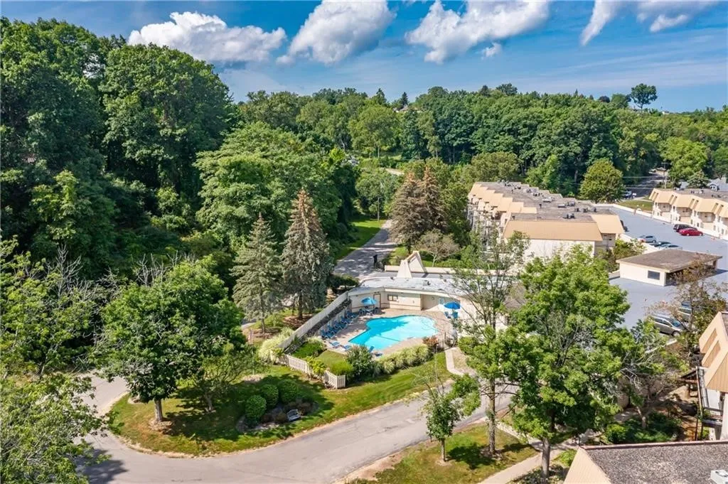 265 Bay Village Drive, Irondequoit, New York 14609, Irondequoit, New York 14609, 2 Bedrooms Bedrooms, 5 Rooms Rooms,2 BathroomsBathrooms,Residential,For Sale,265 Bay Village Drive, Irondequoit, New York 14609,0,R1649289