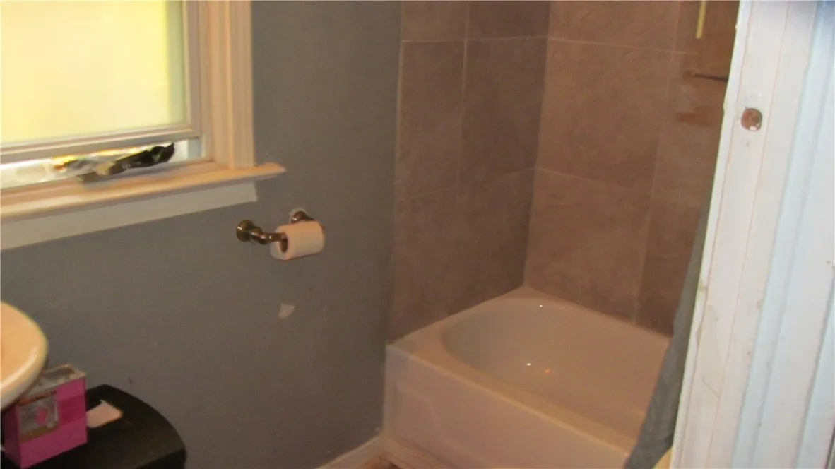 504 Sawyer Street, Rochester, New York 14619, Rochester, New York 14619, 3 Bedrooms Bedrooms, 7 Rooms Rooms,1 BathroomBathrooms,Residential,For Sale,504 Sawyer Street, Rochester, New York 14619,0,R1648243