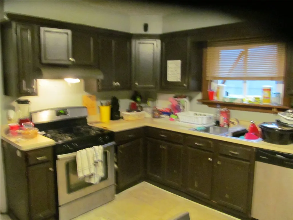 504 Sawyer Street, Rochester, New York 14619, Rochester, New York 14619, 3 Bedrooms Bedrooms, 7 Rooms Rooms,1 BathroomBathrooms,Residential,For Sale,504 Sawyer Street, Rochester, New York 14619,0,R1648243
