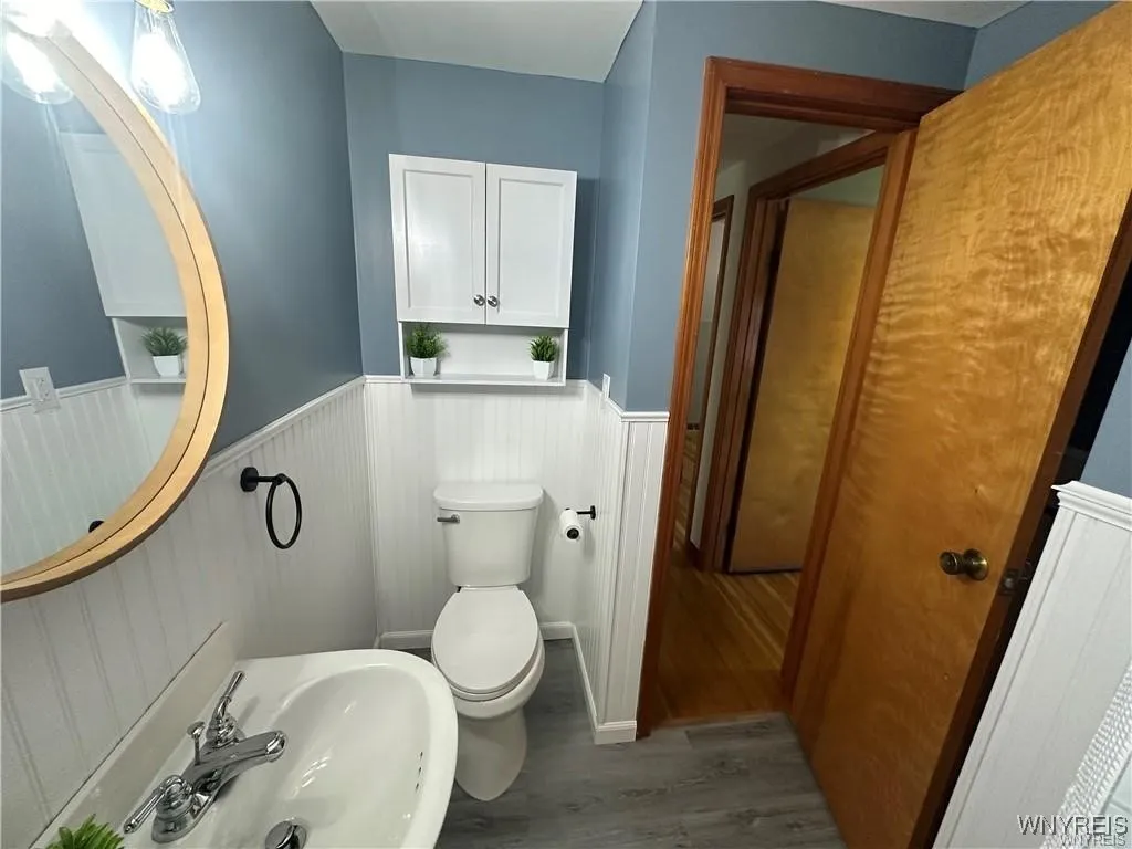 40 Oehman Boulevard, Cheektowaga, New York 14225, Cheektowaga, New York 14225, 4 Bedrooms Bedrooms, 8 Rooms Rooms,1 BathroomBathrooms,Residential Lease,For Rent,40 Oehman Boulevard, Cheektowaga, New York 14225,0,B1648375