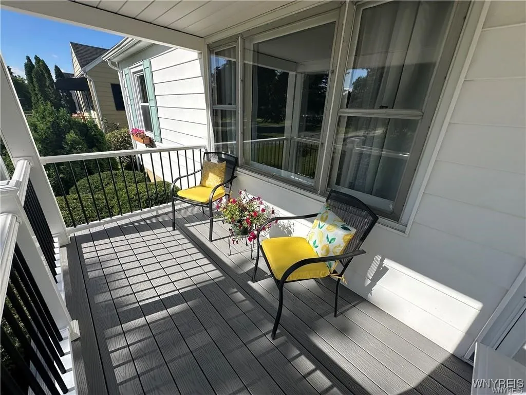 40 Oehman Boulevard, Cheektowaga, New York 14225, Cheektowaga, New York 14225, 4 Bedrooms Bedrooms, 8 Rooms Rooms,1 BathroomBathrooms,Residential Lease,For Rent,40 Oehman Boulevard, Cheektowaga, New York 14225,0,B1648375